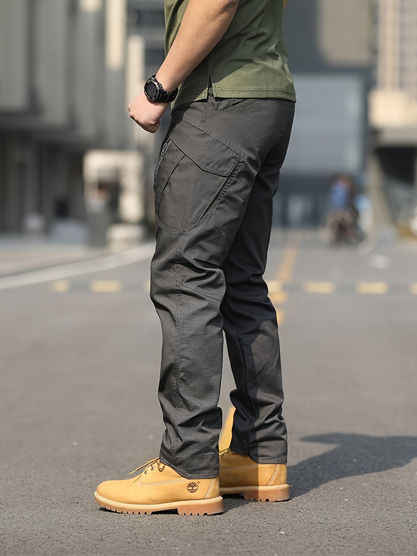 Men's Tactical Hiking Pants with Multiple Pockets Wear-Resistant Polyester for Camping and Outdoor Activities