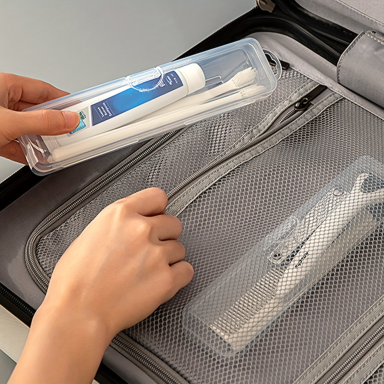 Travel Portable Transparent Electric Toothbrush Storage Case for Men Women