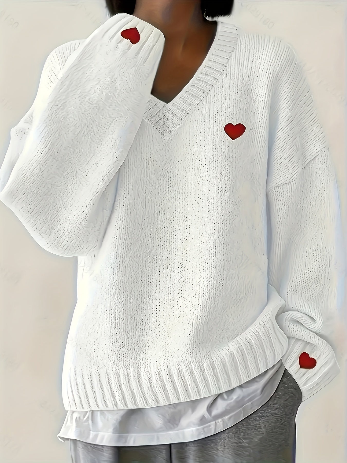 Plus Size Women's V-Neck Sweater with Red Heart Decorations Cozy Fall Winter Pullover