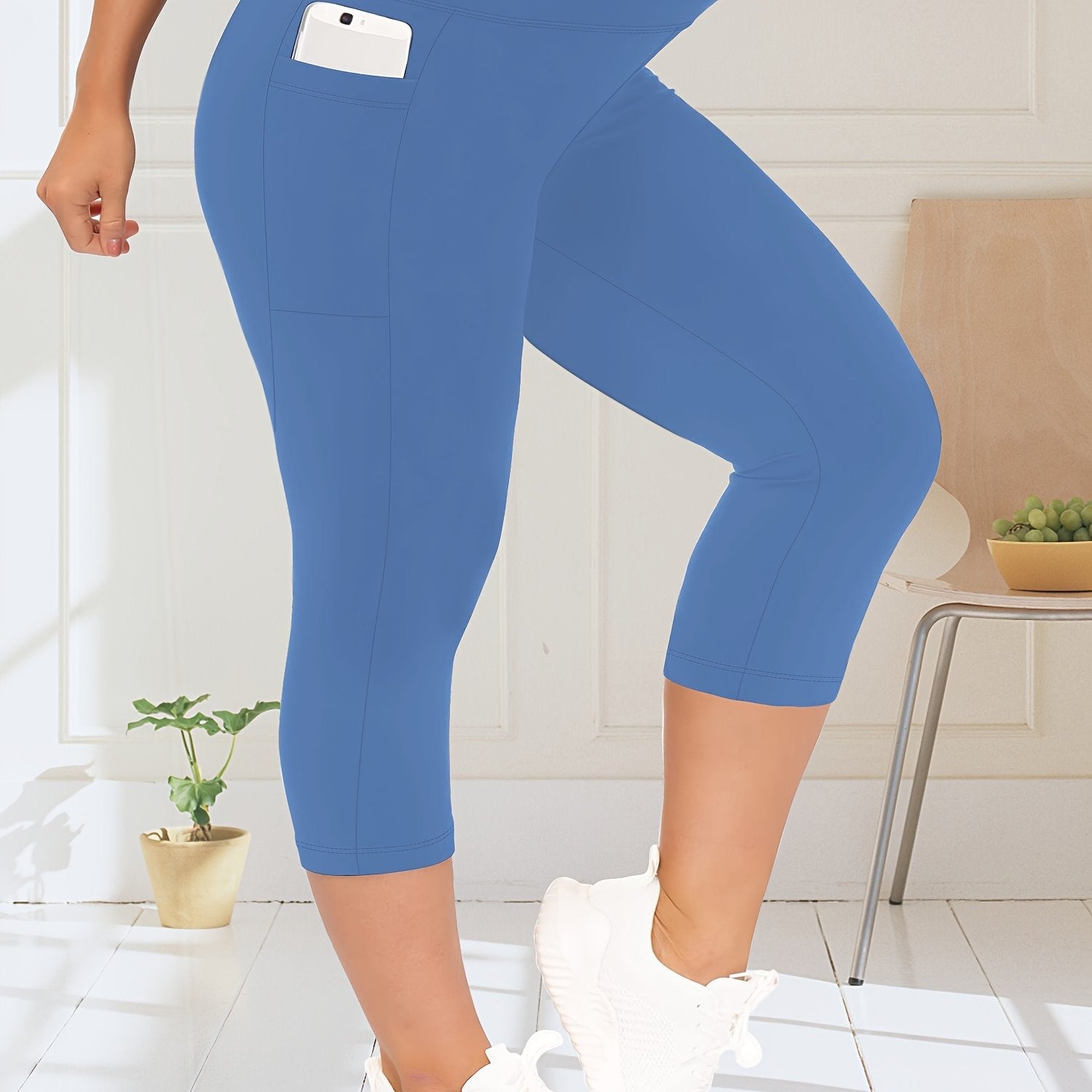 Plus Size High-Waist Stretchy Capri Leggings Navy Blue with Pockets