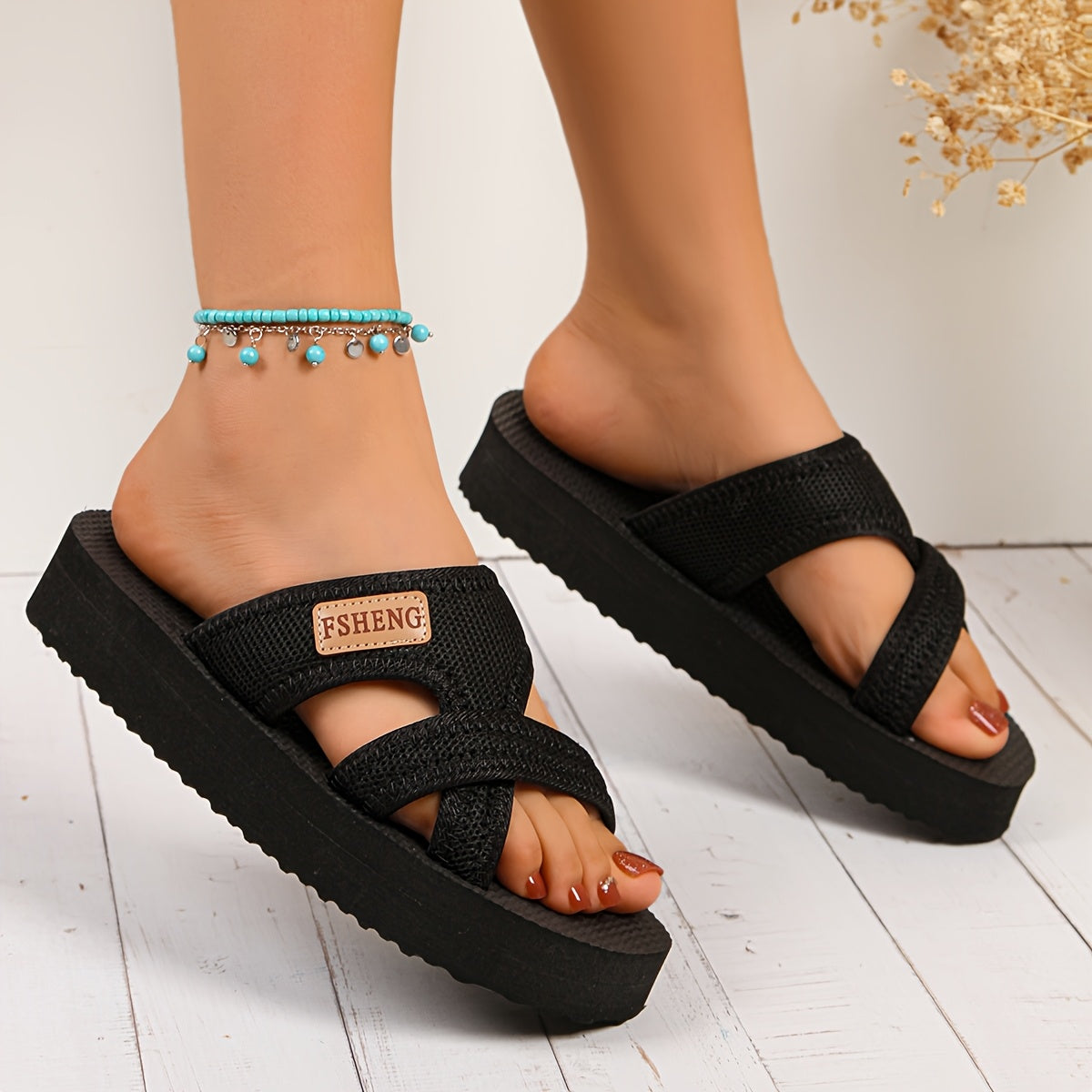 Women Slip-On Sandals EVA Non-Slip Beach Shoes Checkered Pattern