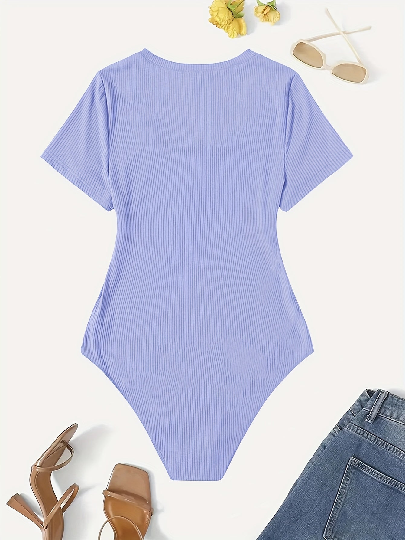 Ayollar uchun kengaytirilgan o'lchamli elastik bodysuitlar, bir rangli, kruj neck, qisqa qo'lli to'plam