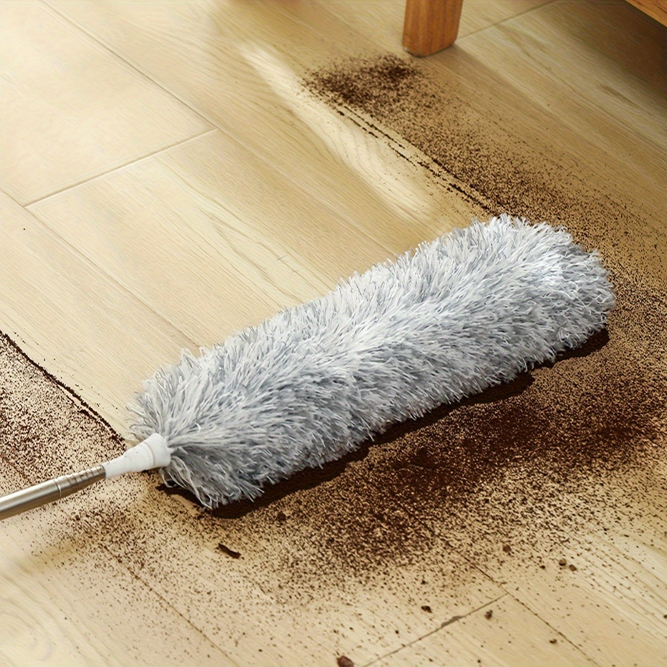 Mikrofiber chang olish asbobi, teleskopik zanglamaydigan po'latdan yasalgan tutqich bilan - shiftlarni, avtomobillarni tozalash va uyda hayvon sochlarini olib tashlash uchun ideal.