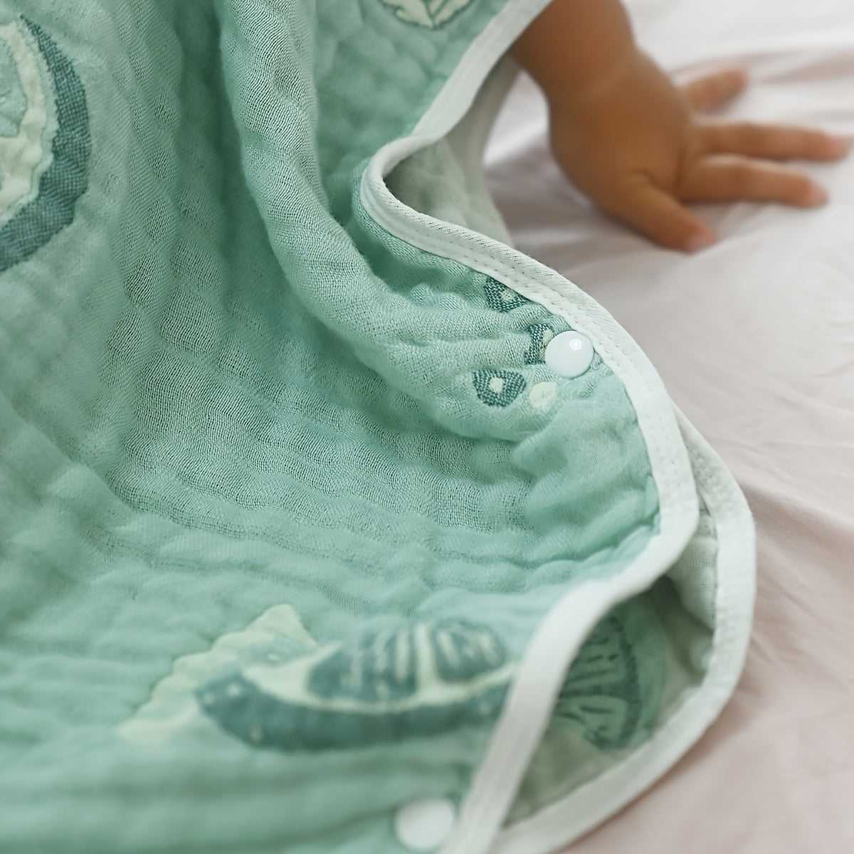 Soft Bamboo Hooded Bath Towel for Toddlers and Young Children Absorbent and Cozy