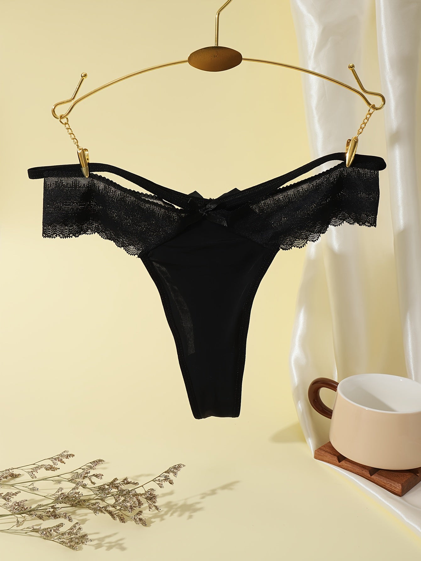 Adult Solid Color Lace-Trimmed Thong Underwear Made of Polyamide and Elastane