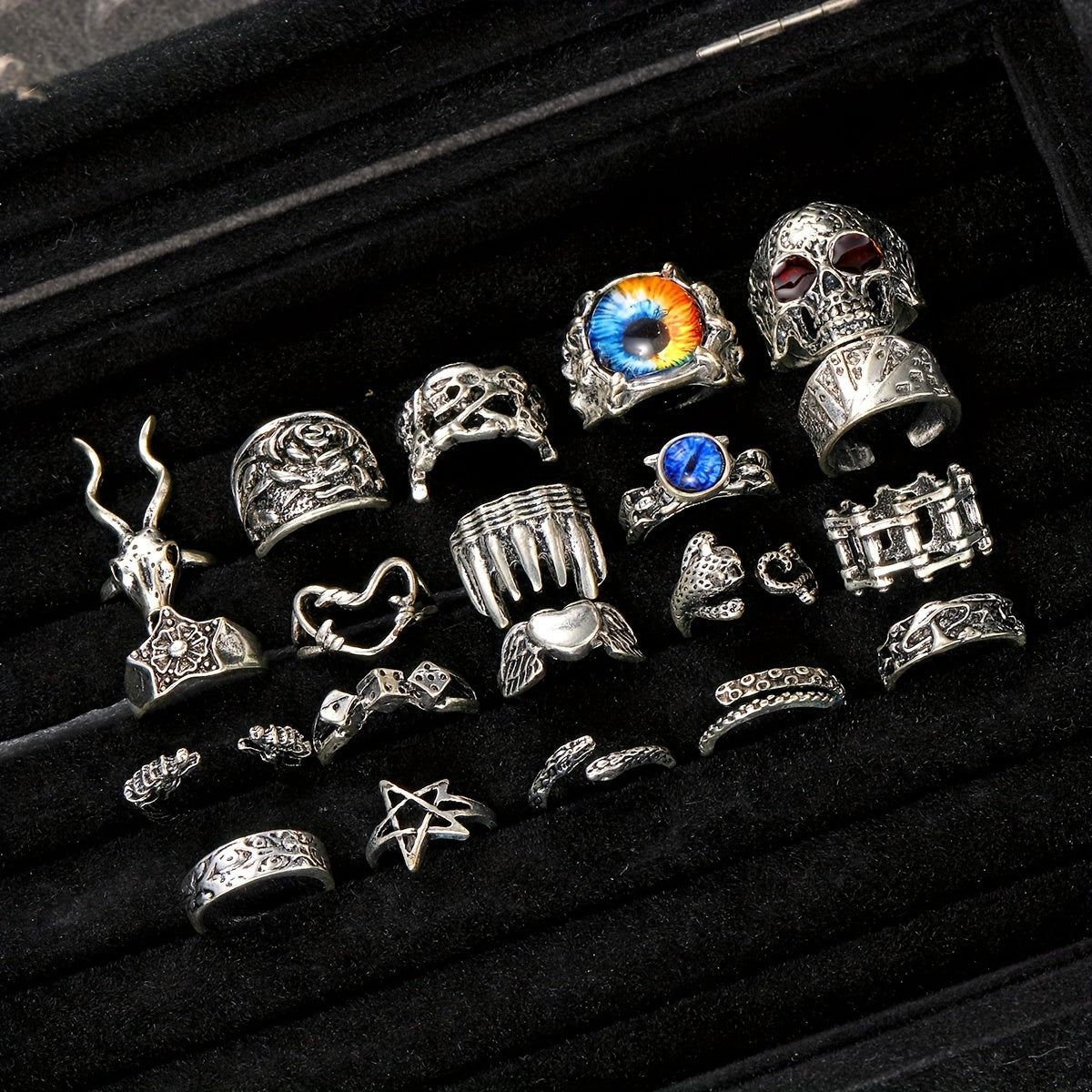 20 ta Gotik Qulupnay Ko'zli Demon Boshli Tovuq Antler Punk Halqalari Halloween Partiyalari, Festivalar va Har Kunlik Kiymak Uchun. Sovg'alar uchun ajoyib.