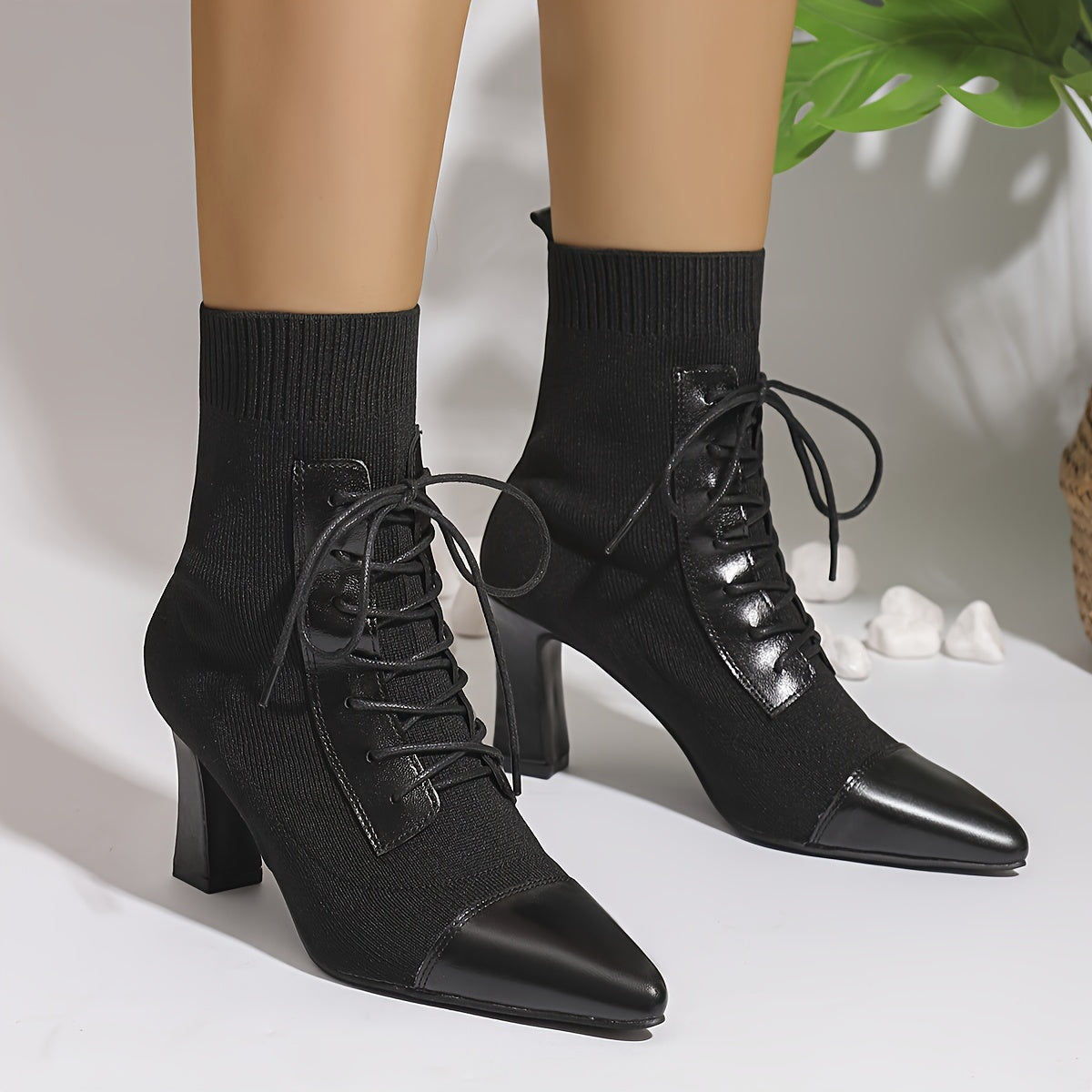 Женские черные ботинки на каблуке с заостренным носком и массивным каблуком для зимы, на slip-on