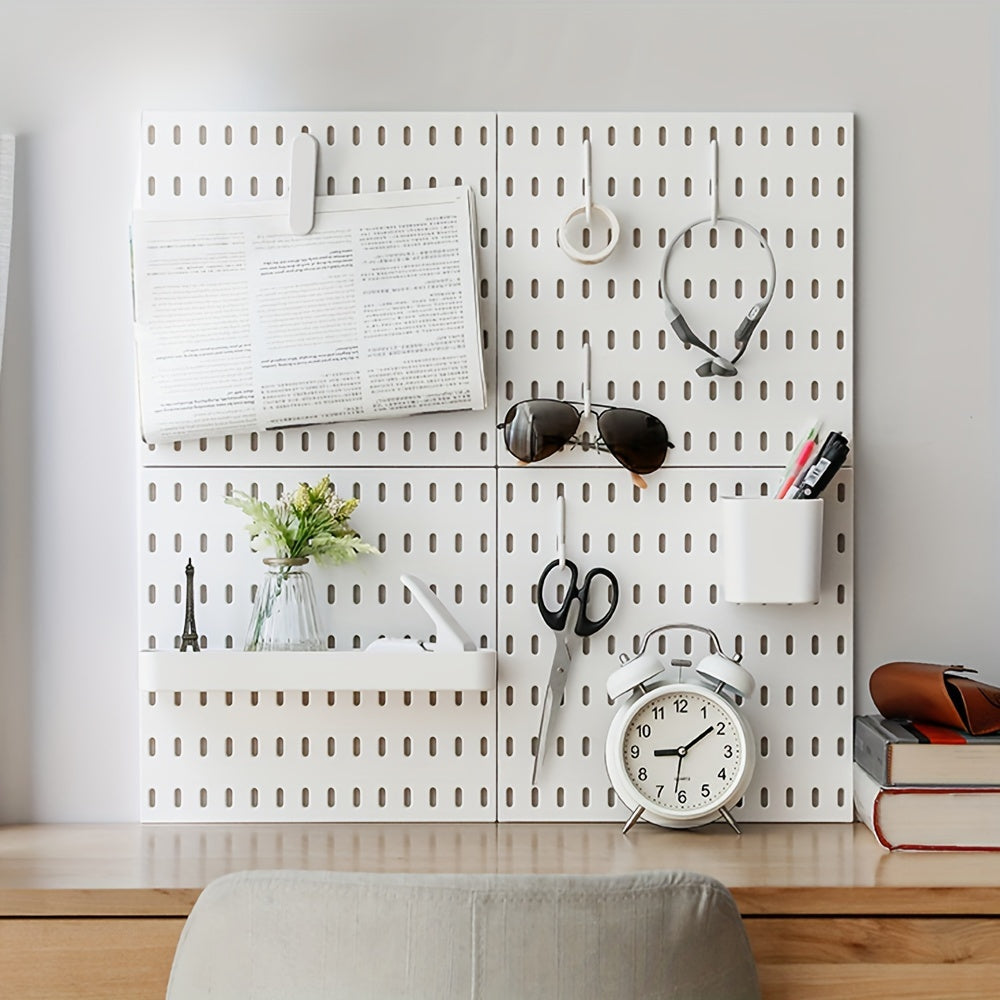 Organizador de tablero perforado con ganchos y accesorios para herramientas y almacenamiento