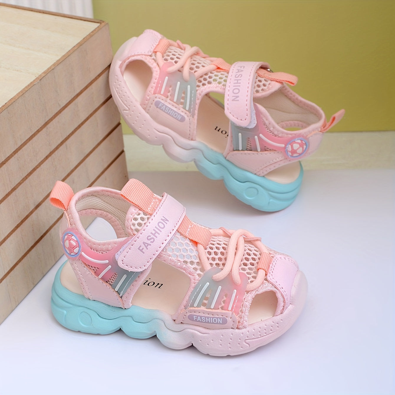 Kids Breathable Mesh Sandals with Secure Fastening for Summer