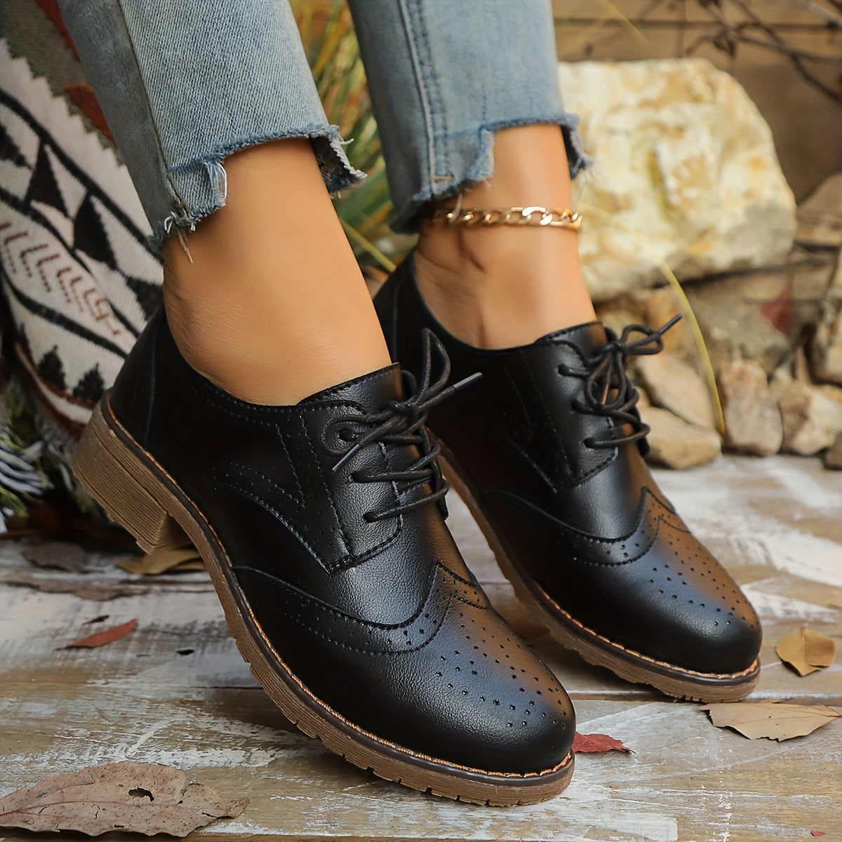 Women’s Perforated Faux Leather Brogue Shoes - Chunky Heel, Classic Lace-Up