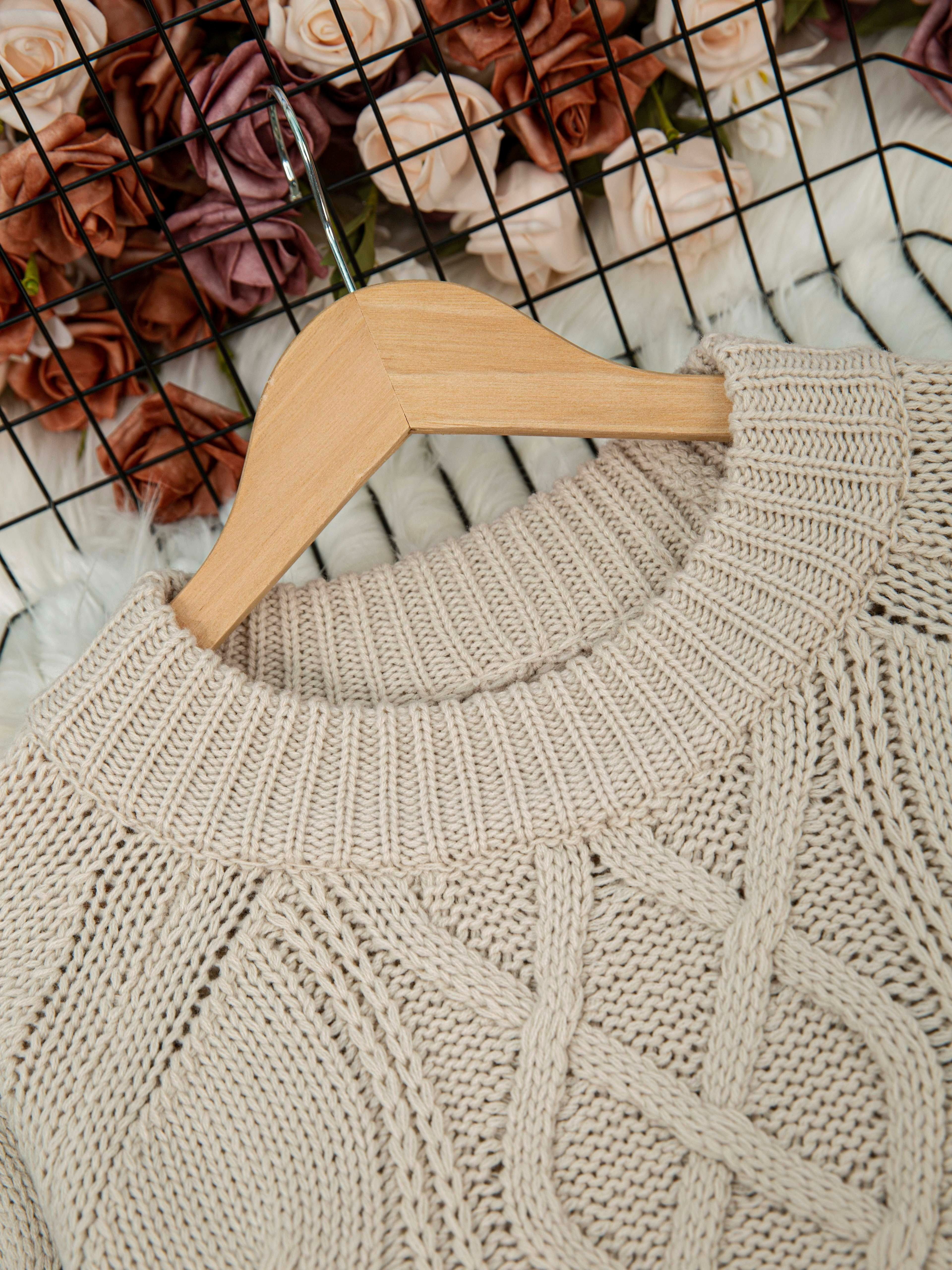 Plus-Size Women's Loose Fitting Knit Sweater Long Sleeve Casual Pullover