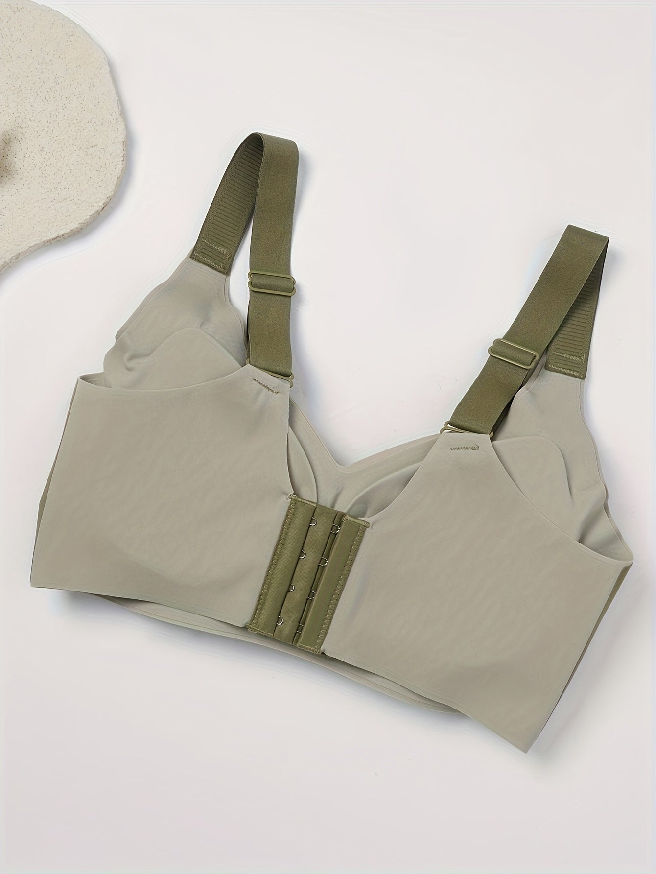 Women’s Plus Size Sports Bras High Support Yoga Fitness V-Neck Non-Padded