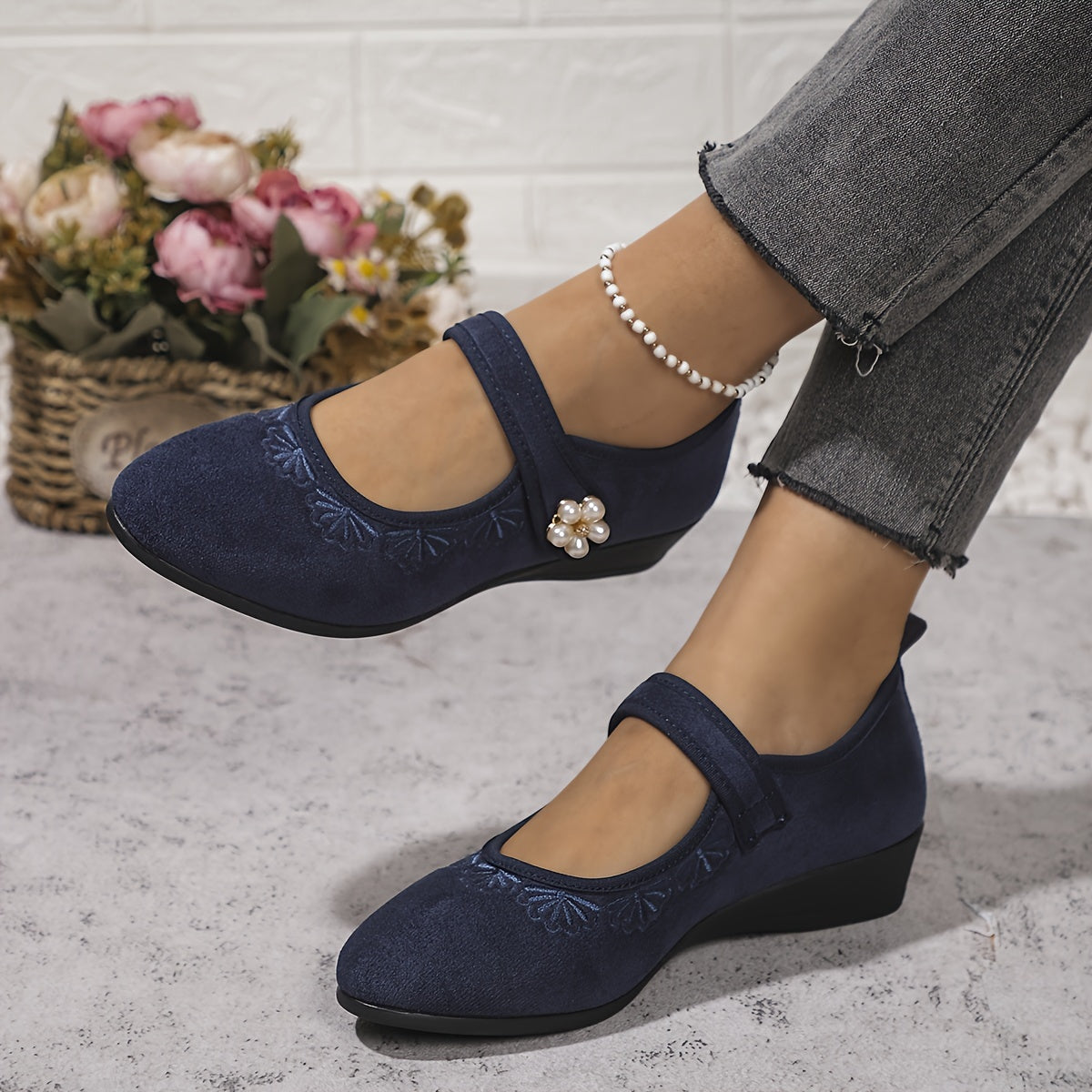 Ayollar uchun flanelli tikilgan Mary-Jane poyabzali, engil, kundalik, yengil burchakli taglik bilan