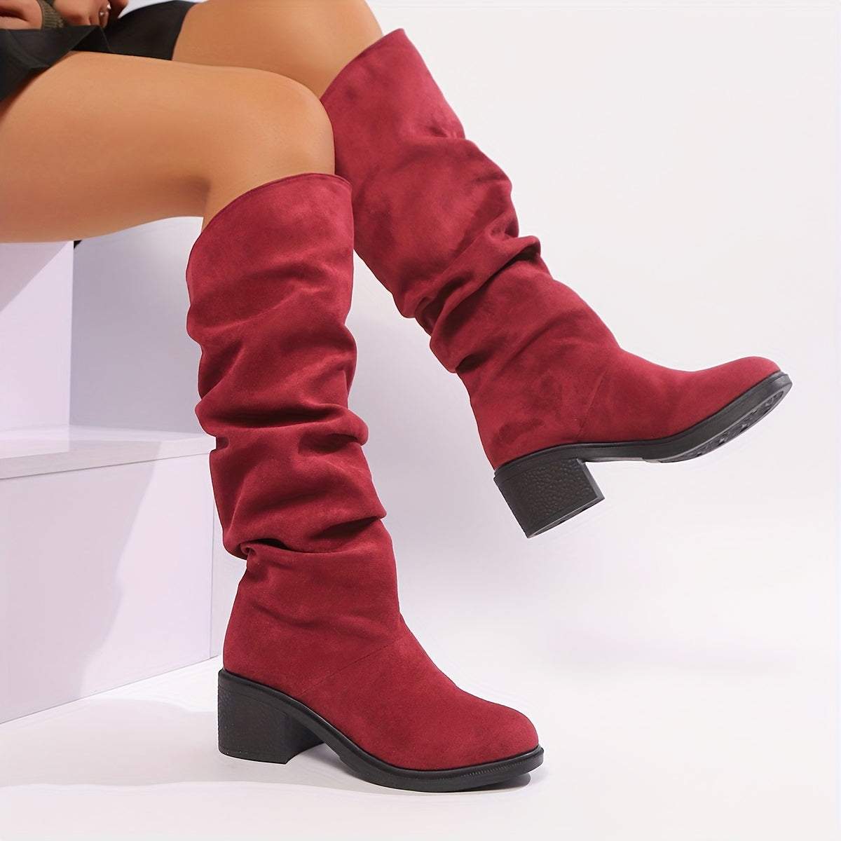 Women’s Knee-High Chunky Platform Boots with Cushioned Heel and Round Toe