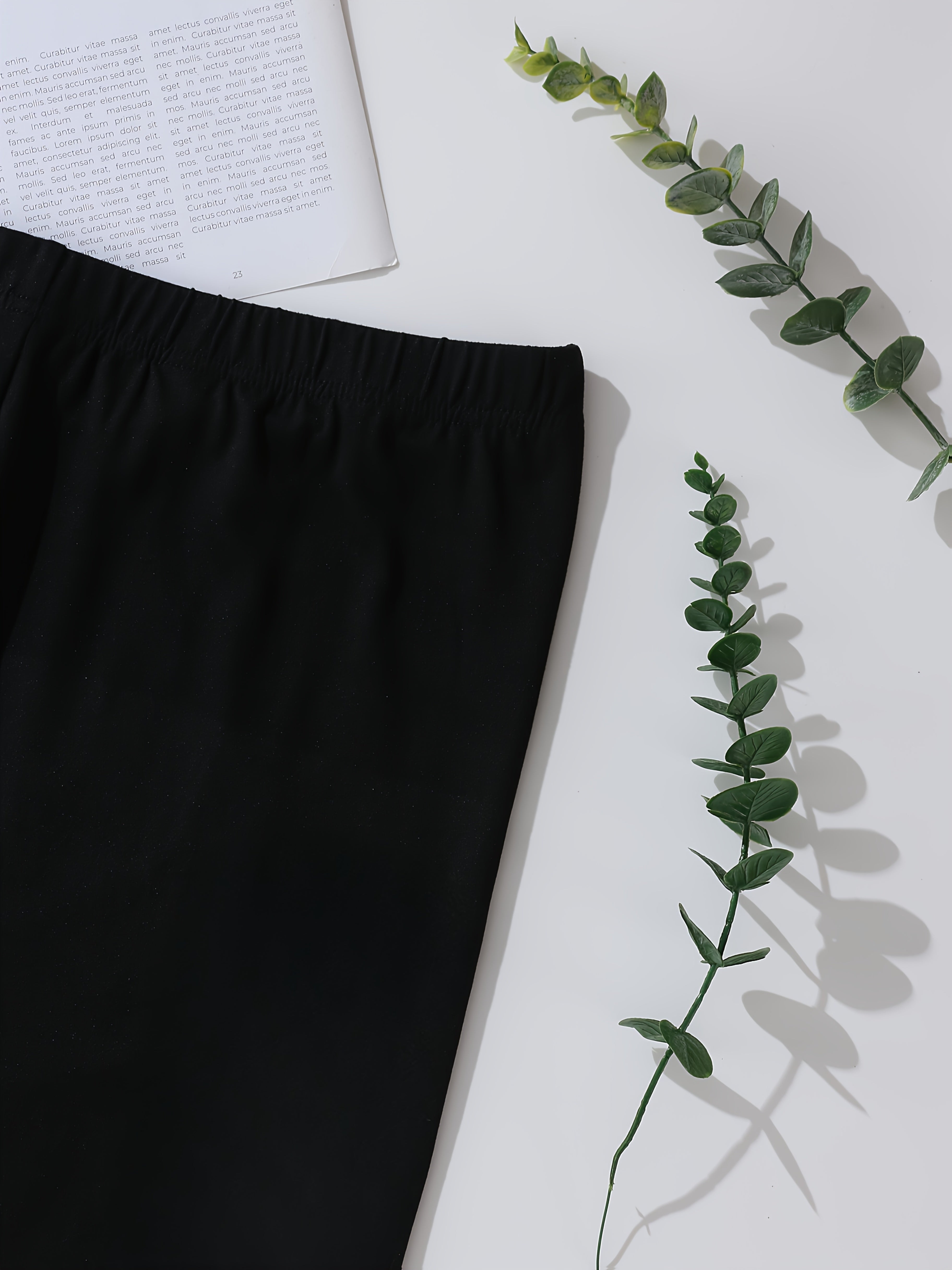 Women's Plus Size High-Waisted Stretch Athletic Shorts Solid Color Mid-Length Breathable