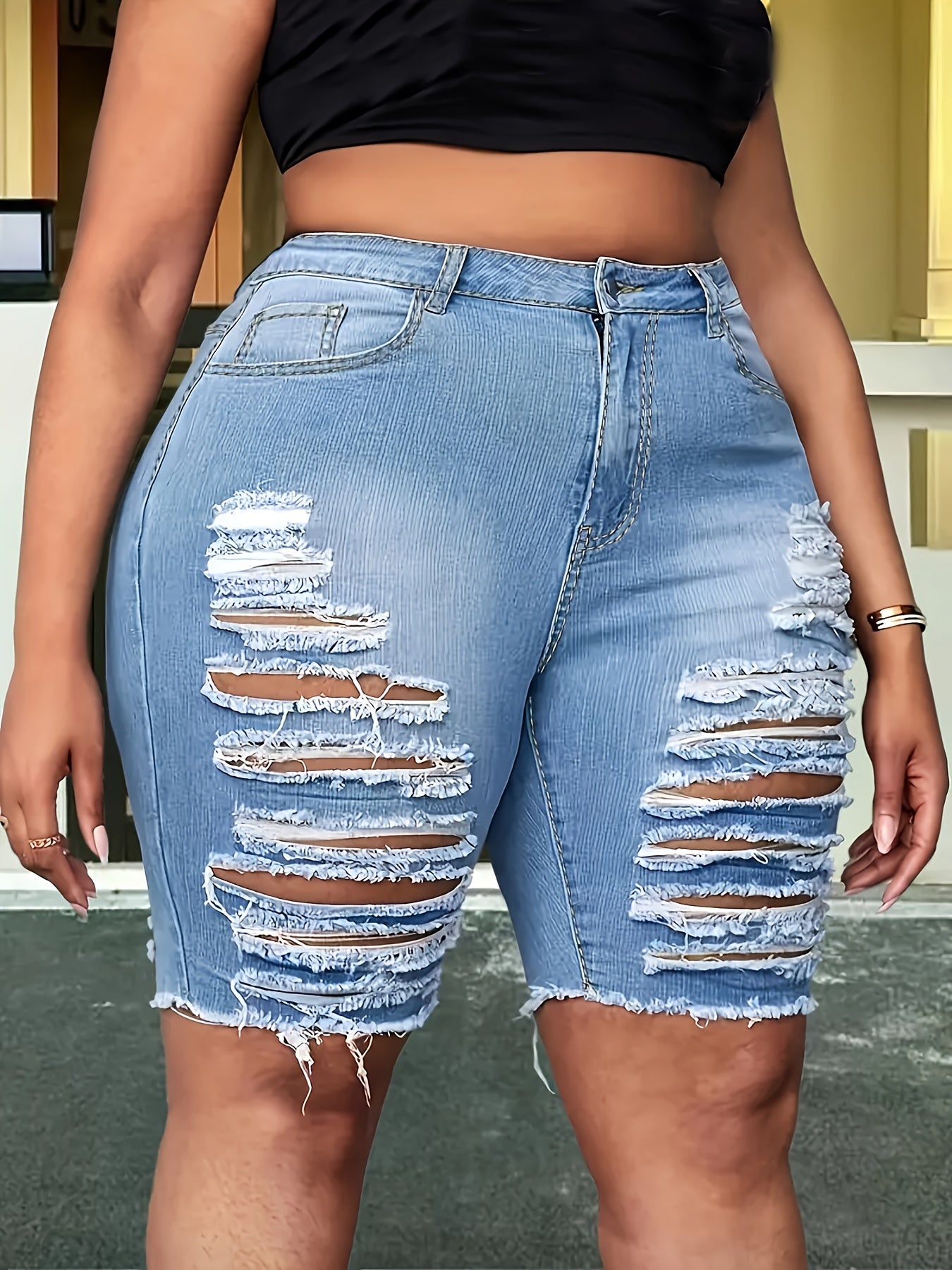 Plus Size Women's Ripped Raw Hem Denim Shorts High Waist Casual