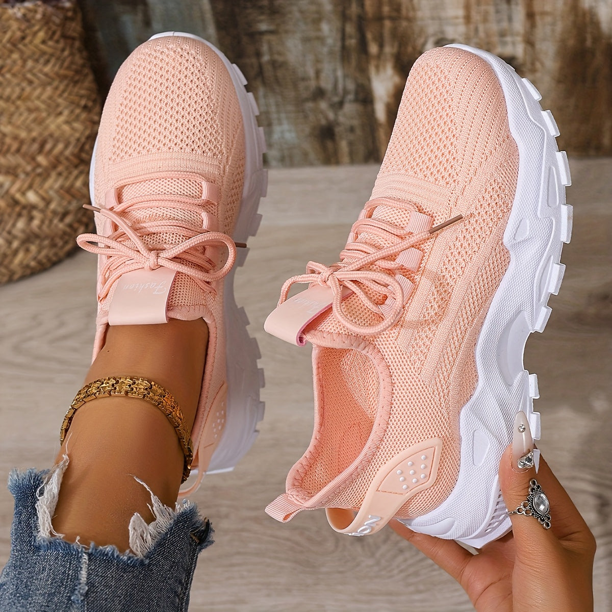 Women's White Mesh Breathable Running Shoes, Lightweight Casual Sneakers