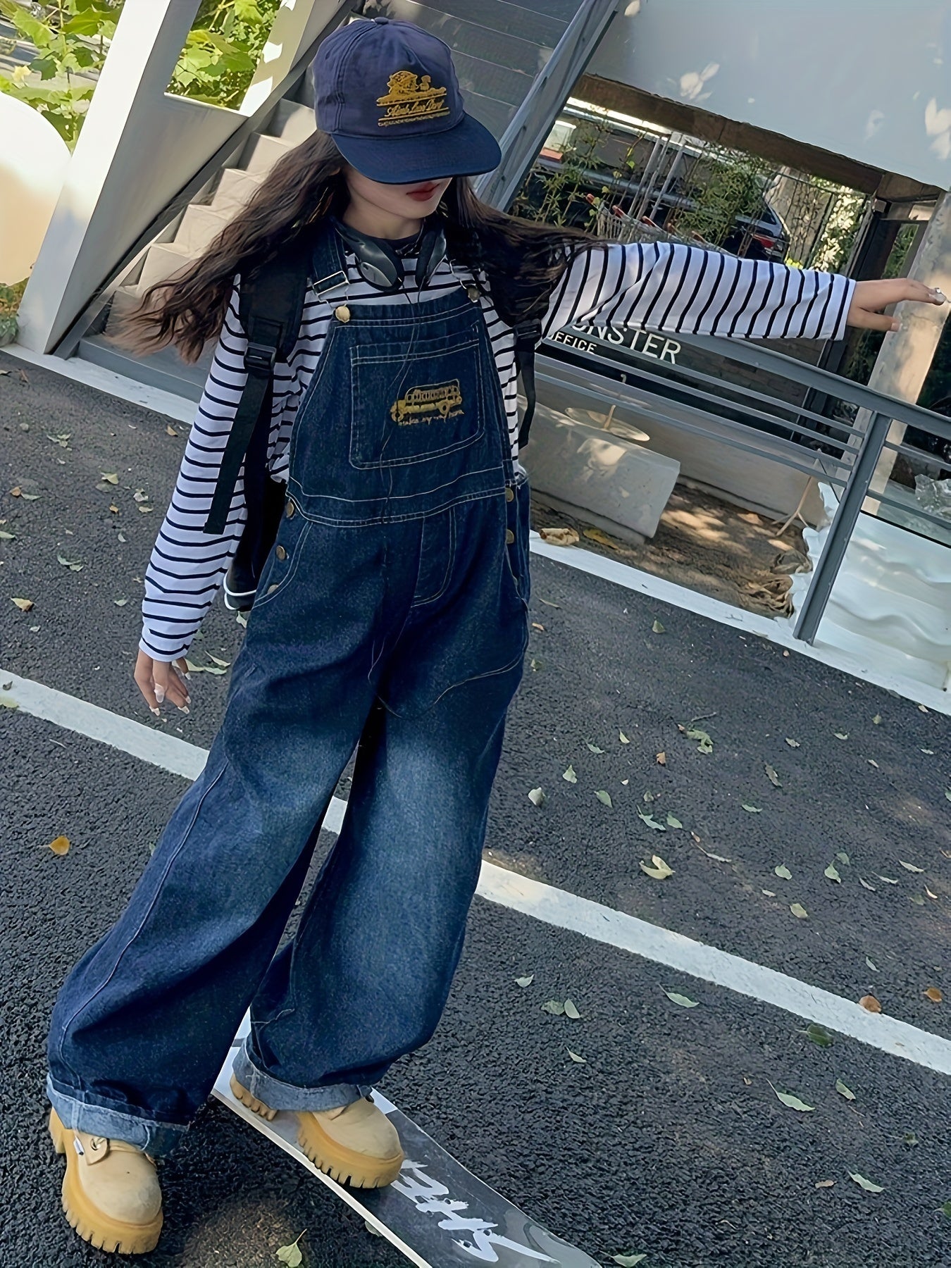 Teen Girls Loose Fit Straight Leg Jeans with Chain Detail and Alphabet Pattern, Cotton Polyester Rayon Blend, Casual Boyfriend Fit for Spring Fall