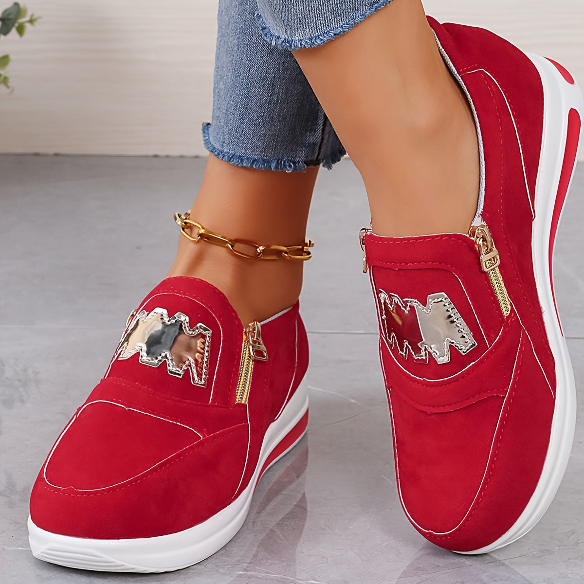 Women's Slip-On Low Top Walking Shoes Casual Sneakers with Non-Slip TPU Sole