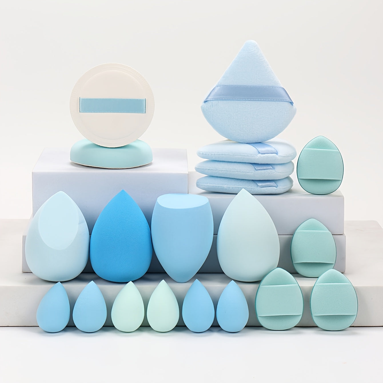 20 ta bo'lakli makiyaj cho'plami, latekssiz aralashtirish uchun sponglar, asos va korektor uchun