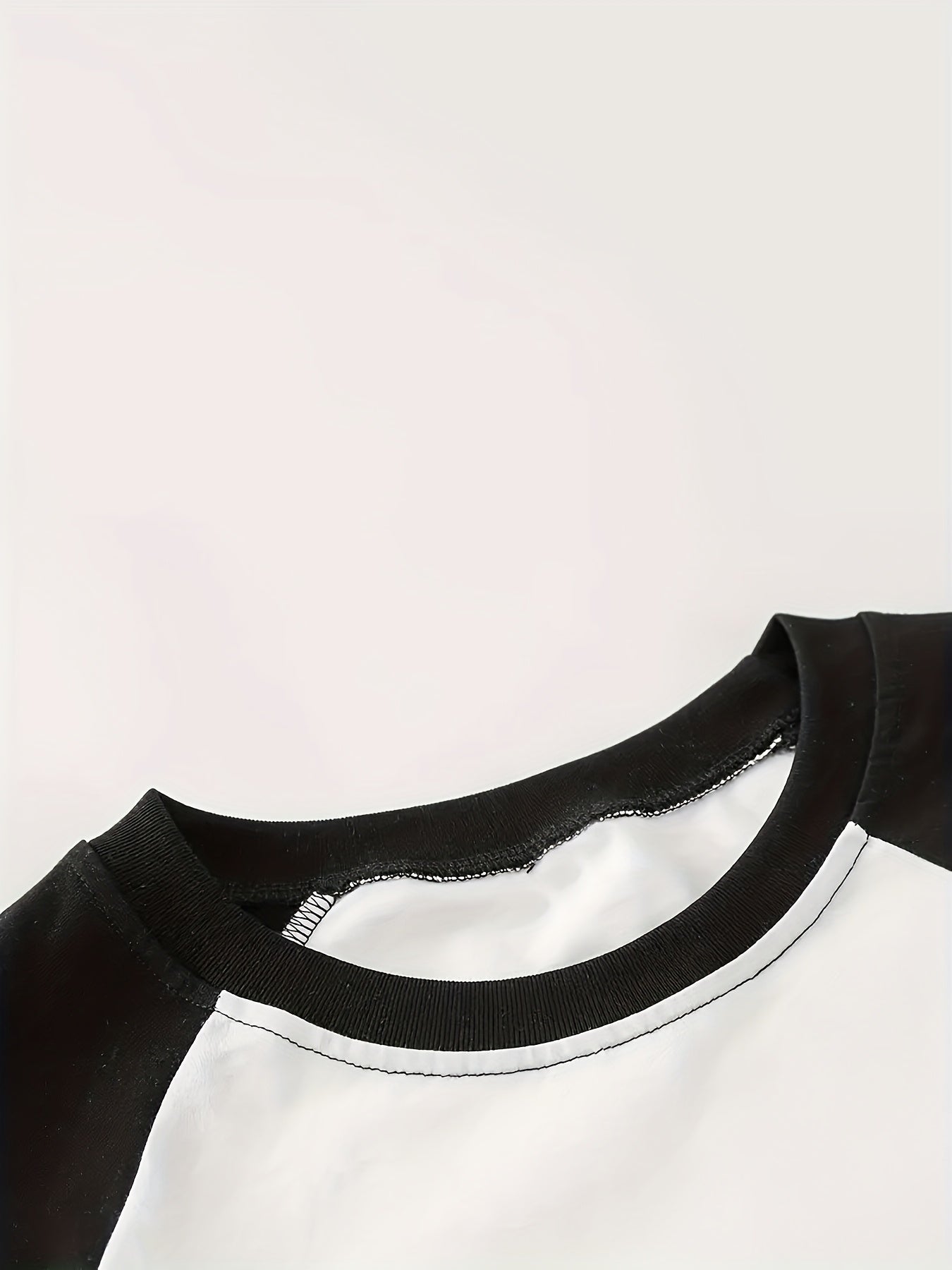 Women's Long Sleeve Raglan T-Shirt Black White Geometric Star Print Knit Polyester-Blend