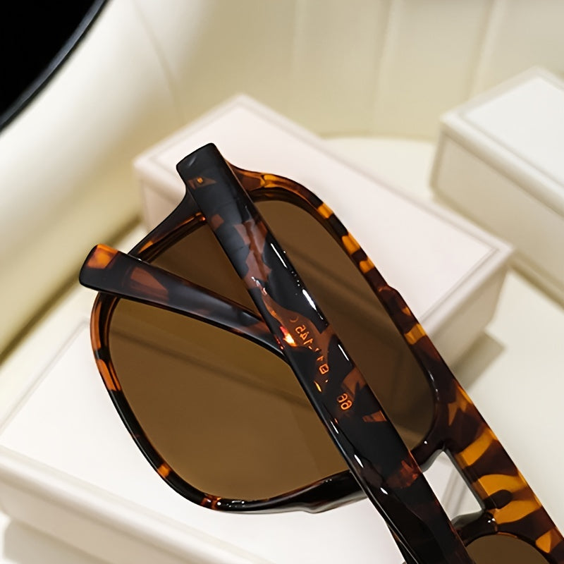 Large Vintage Frame Fashion Glasses with Y2K Style for Gifting