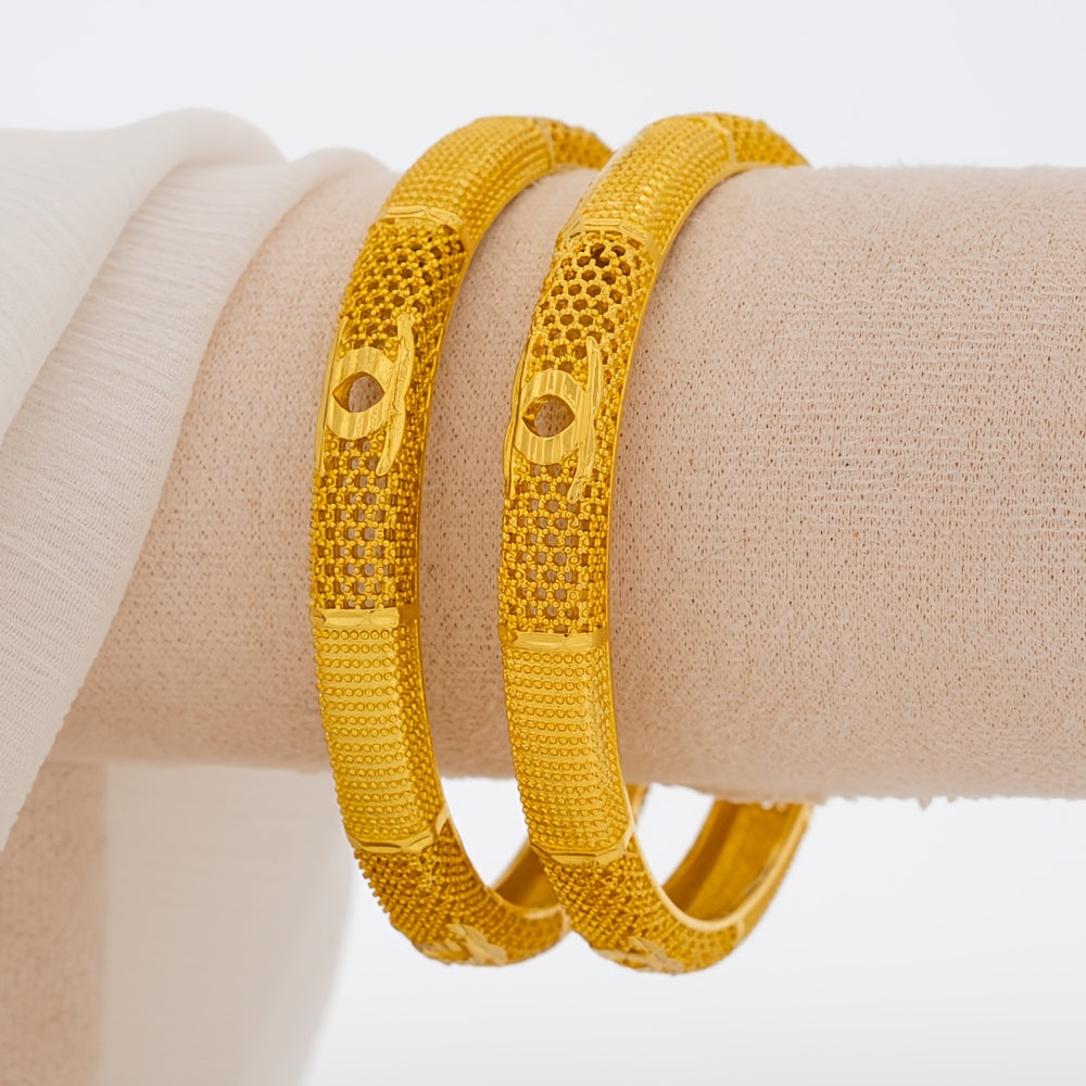 Set of Four Gold Tone Alloy Bangles for Women Wedding Jewelry