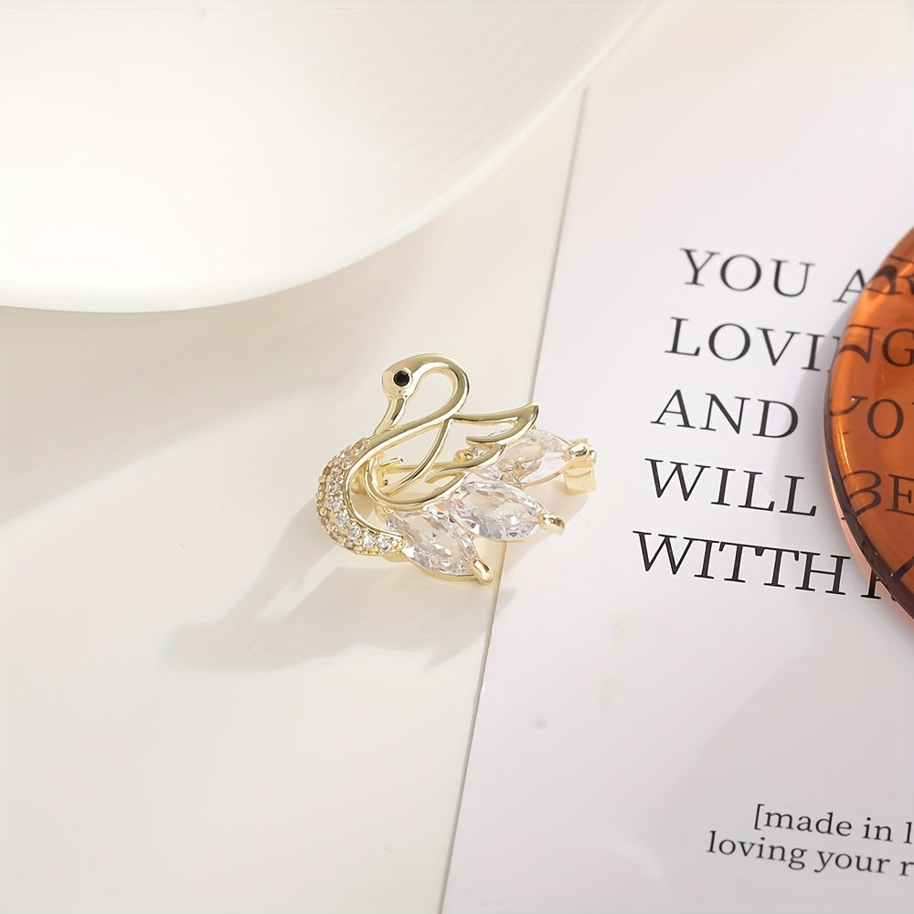Elegant Swan Brooch Jewelry for Women Stylish Fashion Accessory Gift