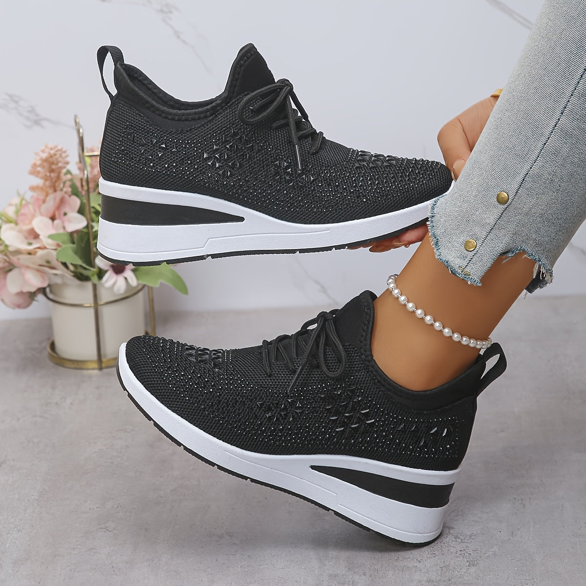 Women's White Platform Sneakers With Thick Sole & Cushioned Support