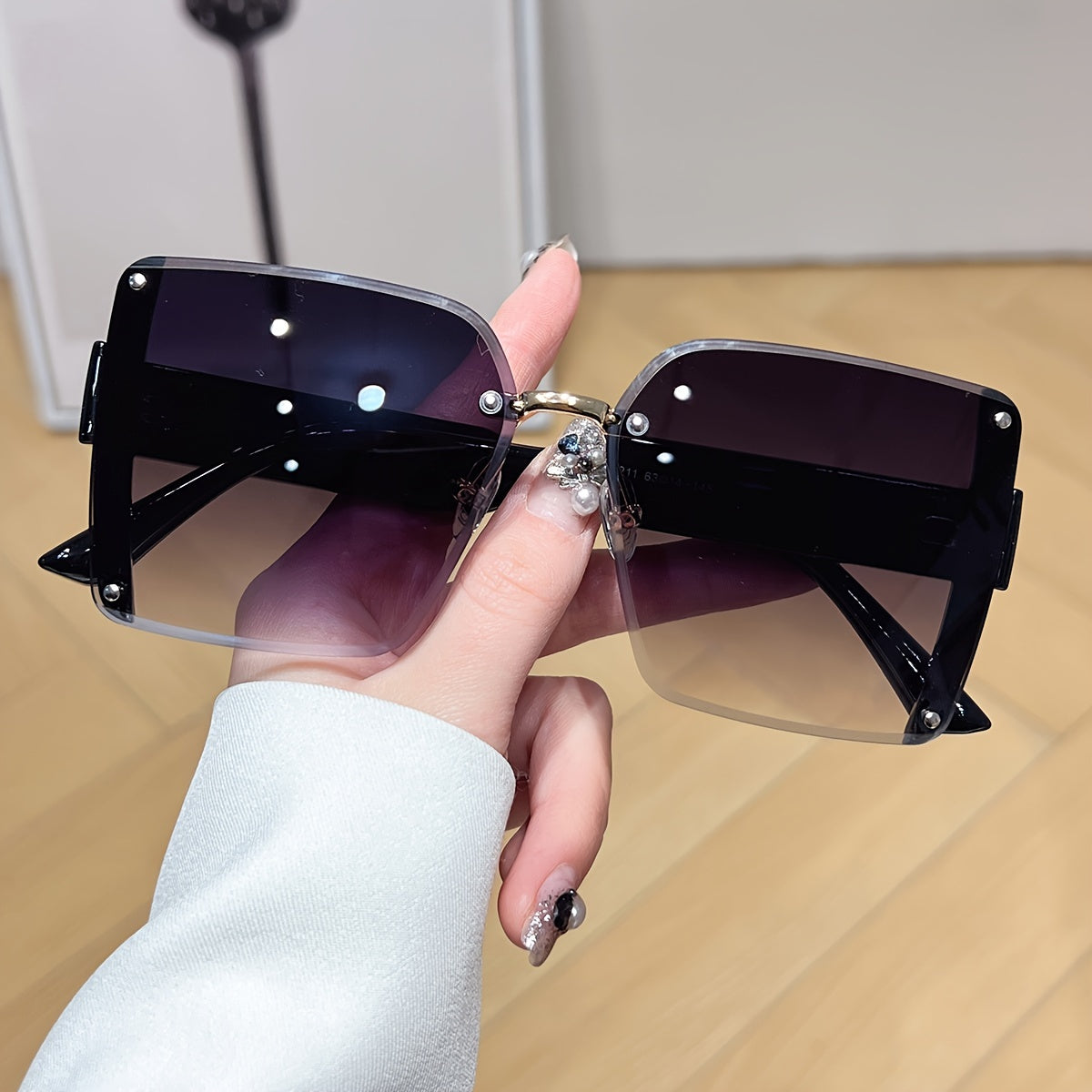 Gafas de moda cuadradas sin marco con degradado oversized para viajes, fiestas y vacaciones