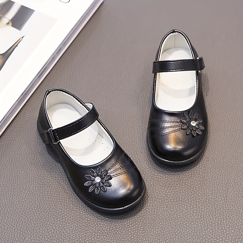 Qizlar uchun Preppy uslubidagi raqs poyabzallari, gullar bilan bezatilgan, yengil va sirpanmaydigan, chiqishlar va partiyalar uchun.