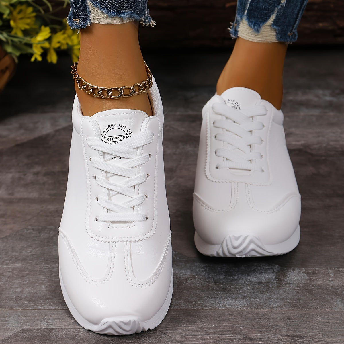 Women's Casual Sneakers Solid Color Lace-Up Platform Non-Slip Rubber Sole