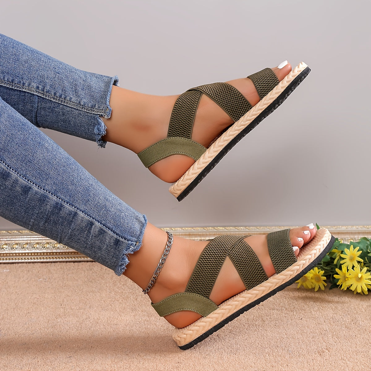 Women Casual Flat Heel Sandals Ankle Strap Slip-On Summer Beach Shoes