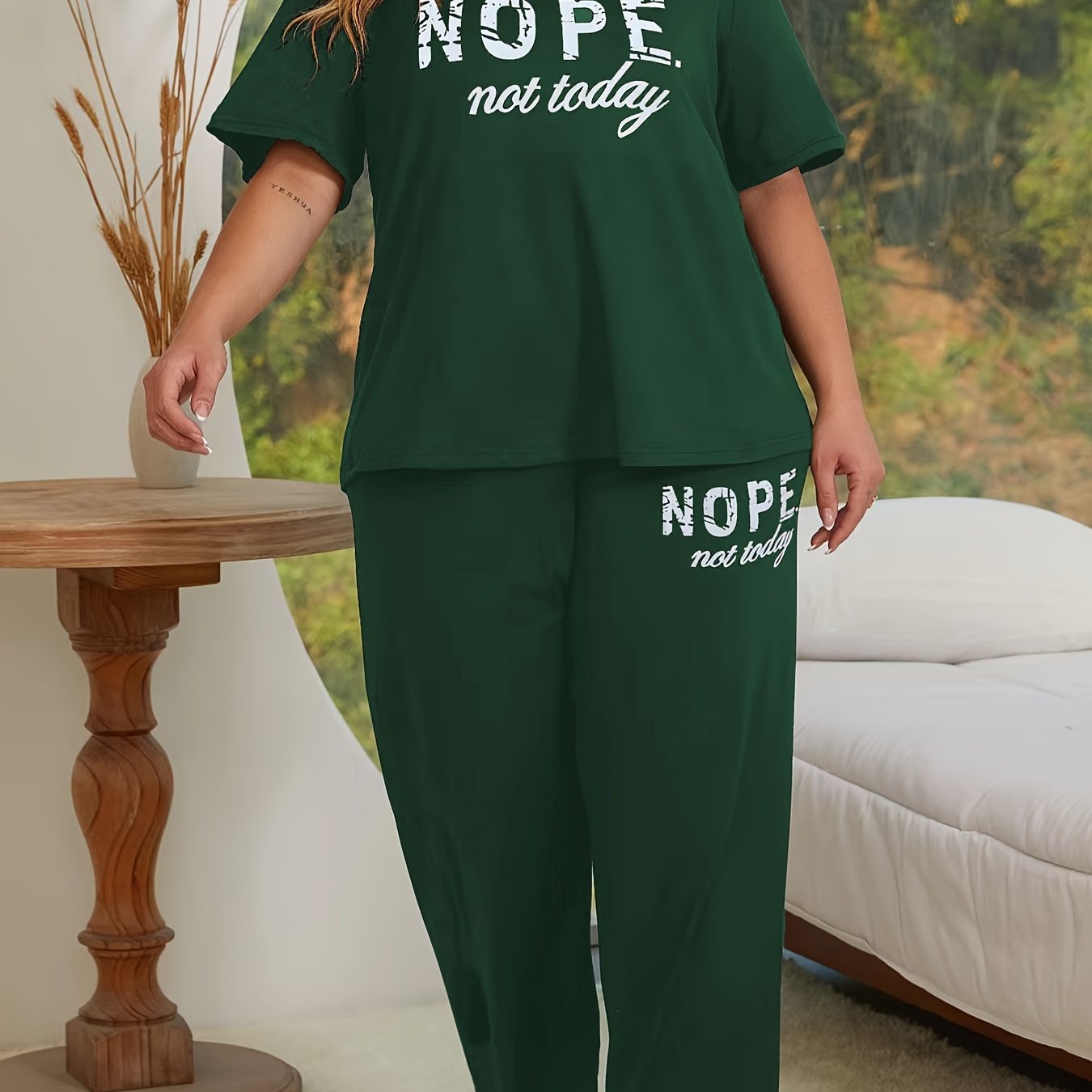 Plus-Size Polyester Loungewear Set with Slogan Print Top and Pants for Women