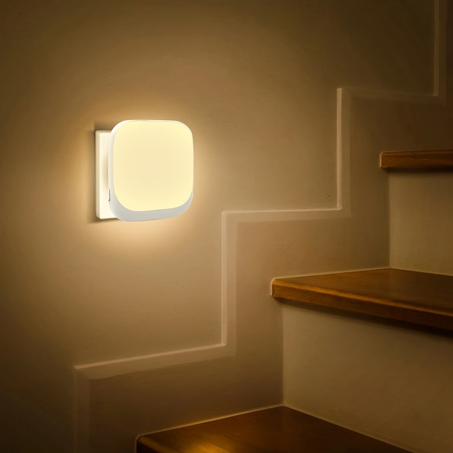 Plug-In Night Light with Dusk to Dawn Sensor and Three-Level Brightness for Bedroom Hallway Kitchen Bathroom