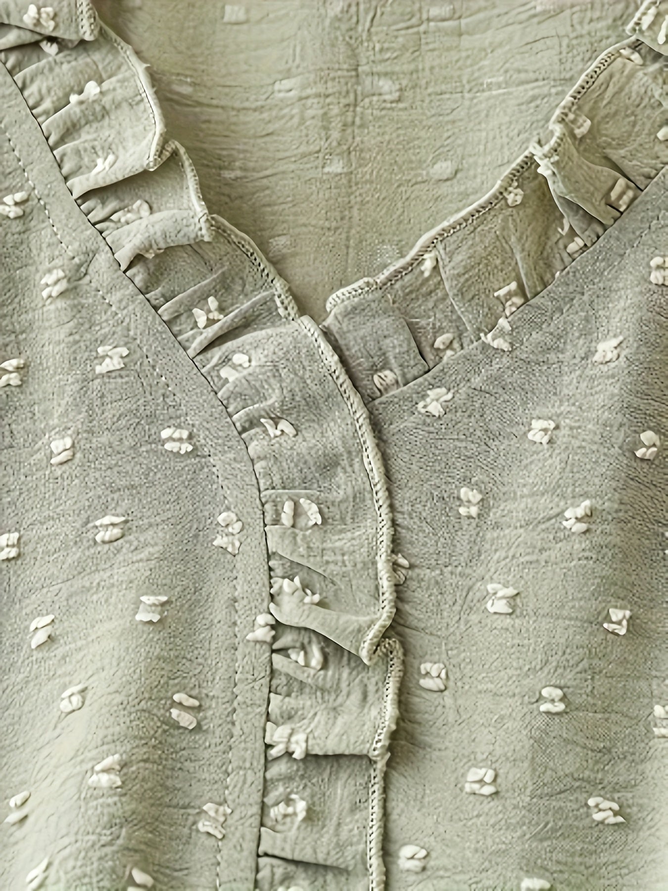 Блузка большого размера без рукавов с V-образным вырезом, в горошек, с рюшей