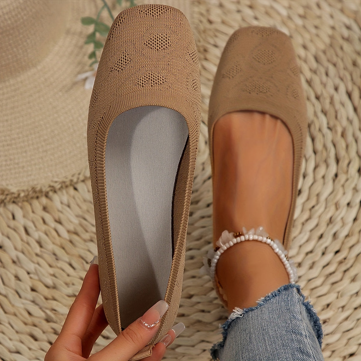 Women's Solid Color Knitted Flats with Lightweight Soft Sole for Daily Wear