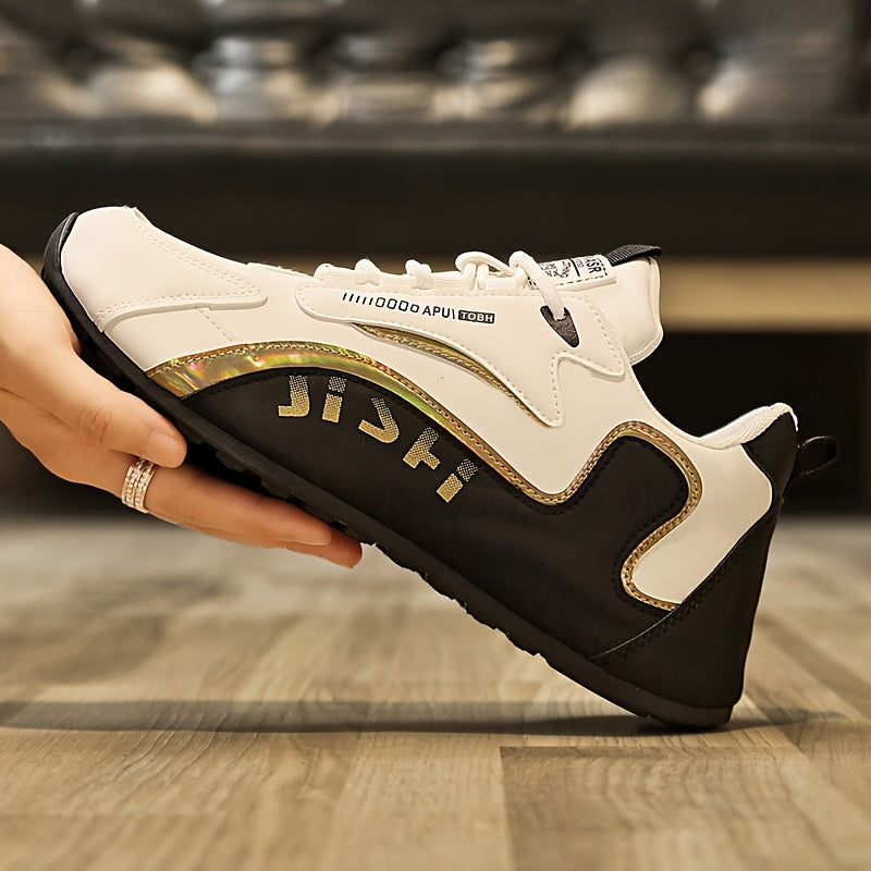 Men's Skateboarding Sneakers Low Top Lace-Up Casual Shoes for Street Sports and Daily Wear