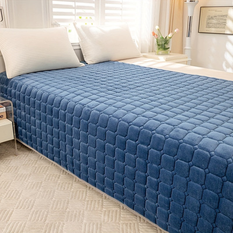 Thick Milk Velvet Checkered Mattress Protector Bedspread Cover for Winter