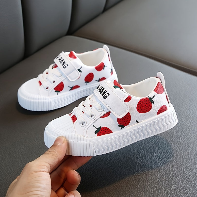 Bolalar uchun qiziqarli multfilm kanvas krossovkalar - nafas oladigan mato va sirpanmaydigan taglik bilan qulay slip-onlar.