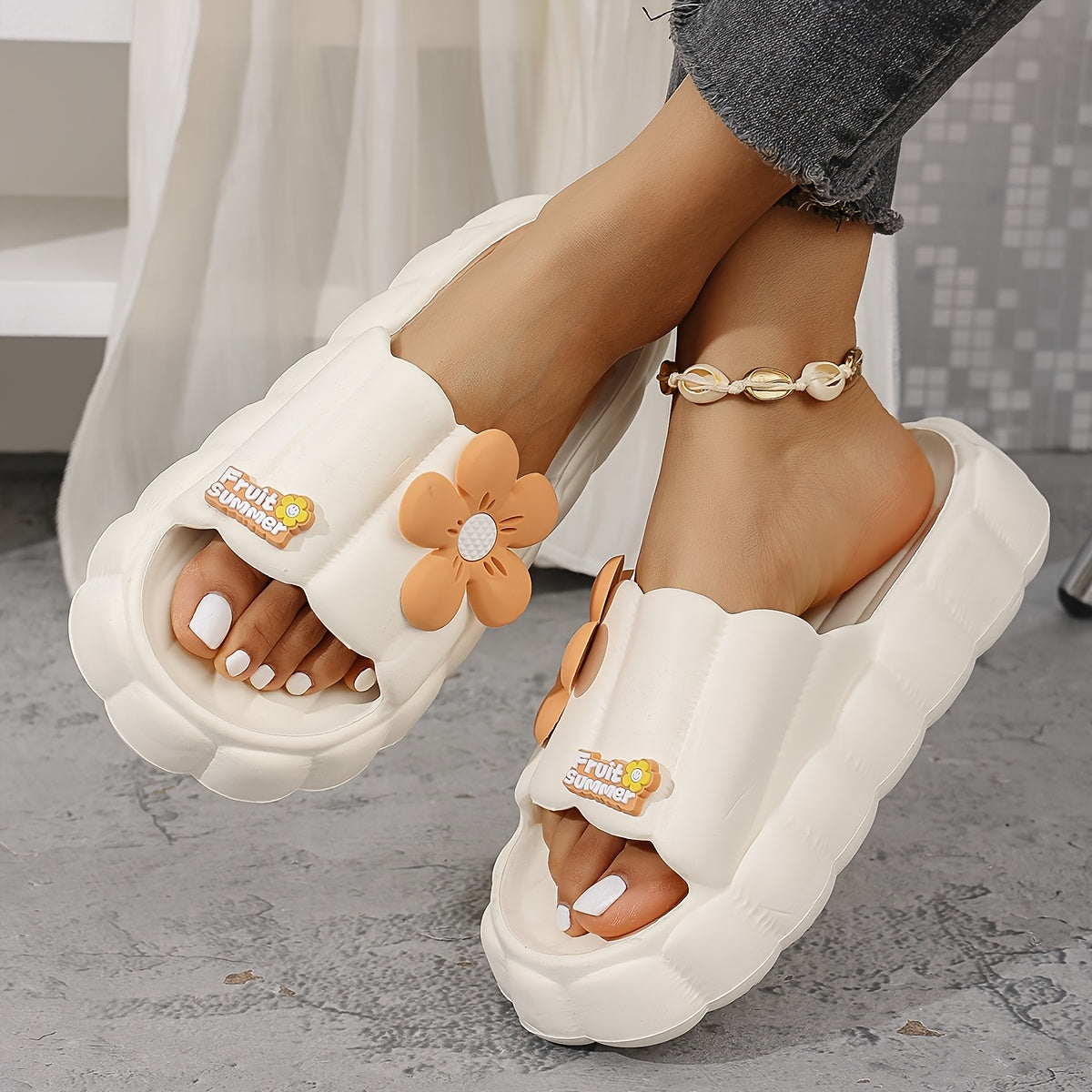 Women Large Summer Sunflower Decorative Indoor Outdoor Sandals