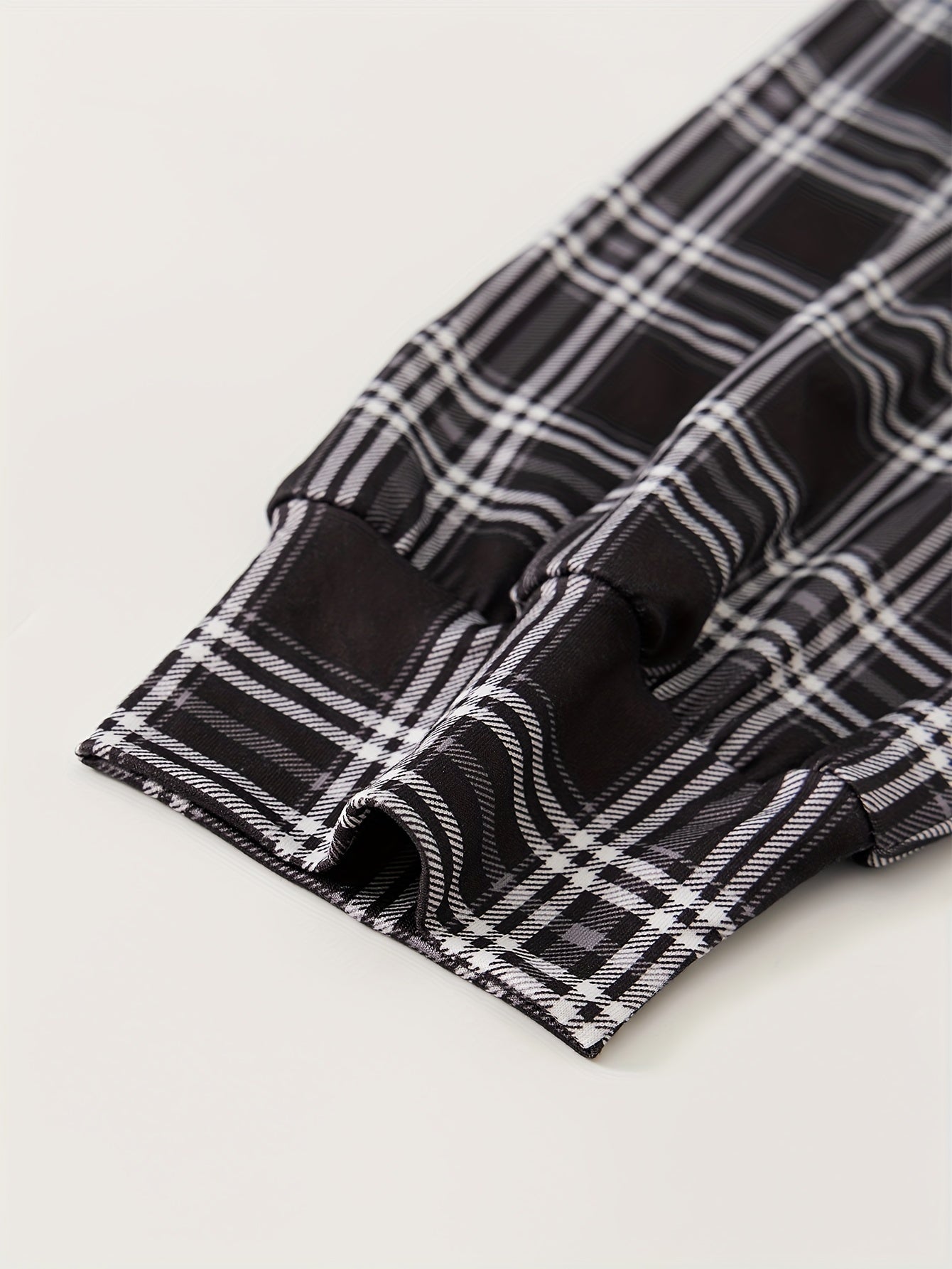 Women's Lounge Set with Letter Print Short Sleeve Top and Drawstring Joggers