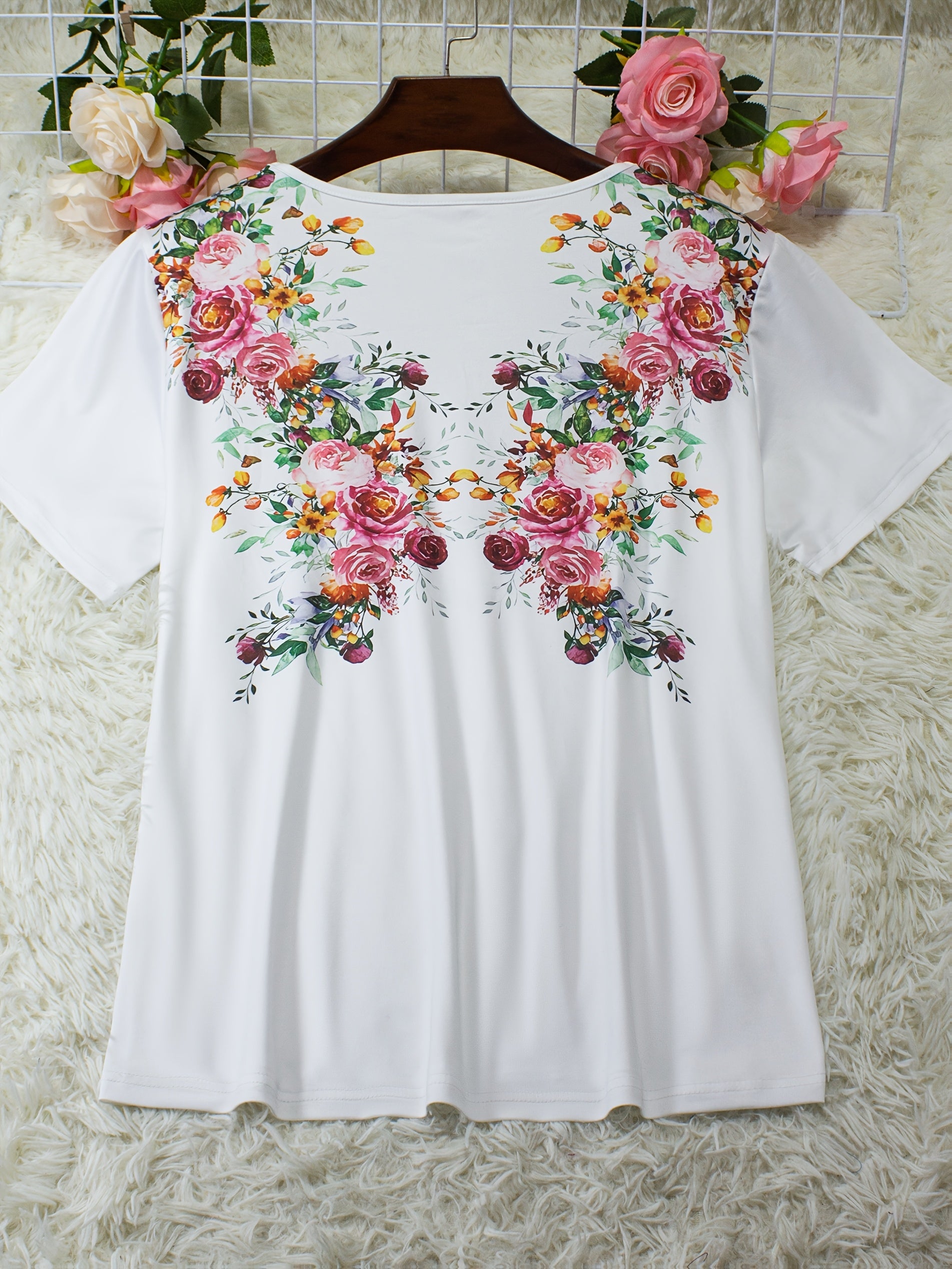 Camiseta de mujer con cuello en V y estampado floral para verano, manga corta, talla grande, poliéster