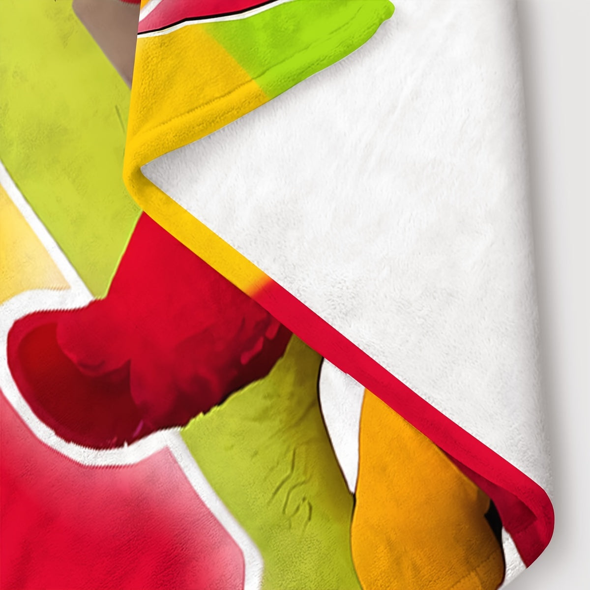 Contemporary Digital Print Soft Throw Blanket for Sofa Bed Office Nap Hypoallergenic Polyester