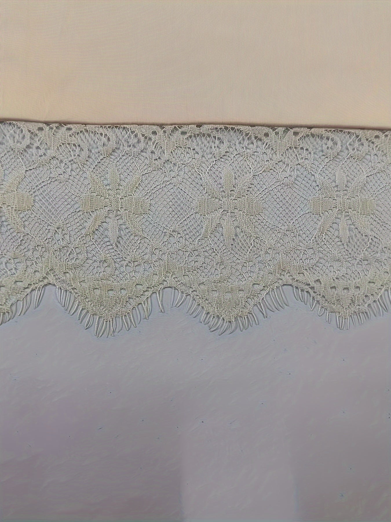 Women's Half Slip Underskirt with Anti-Static and Lace Trim for Dresses