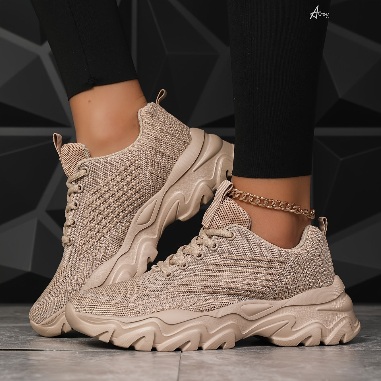 Women's Breathable Knit Platform Sneakers Casual Lace-Up Outdoor Shoes