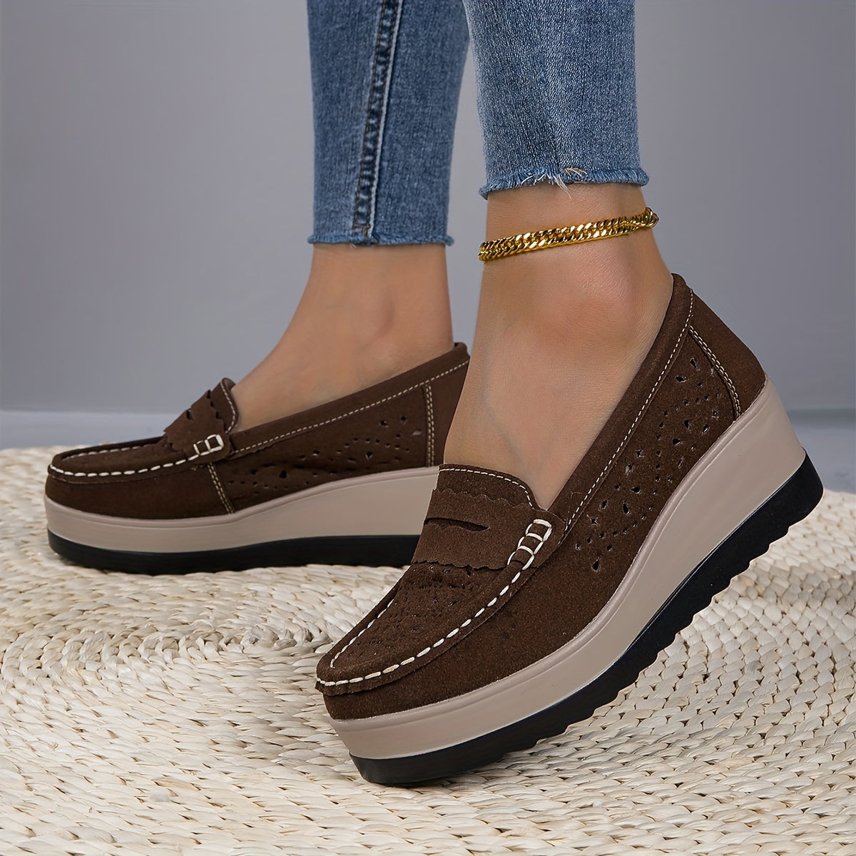 Women's Wedge Loafers Breathable Round Toe Slip-On Casual Shoes