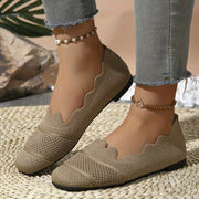 Women's Vintage Style Ballet Flats Breathable Fabric Slip-On Shoes