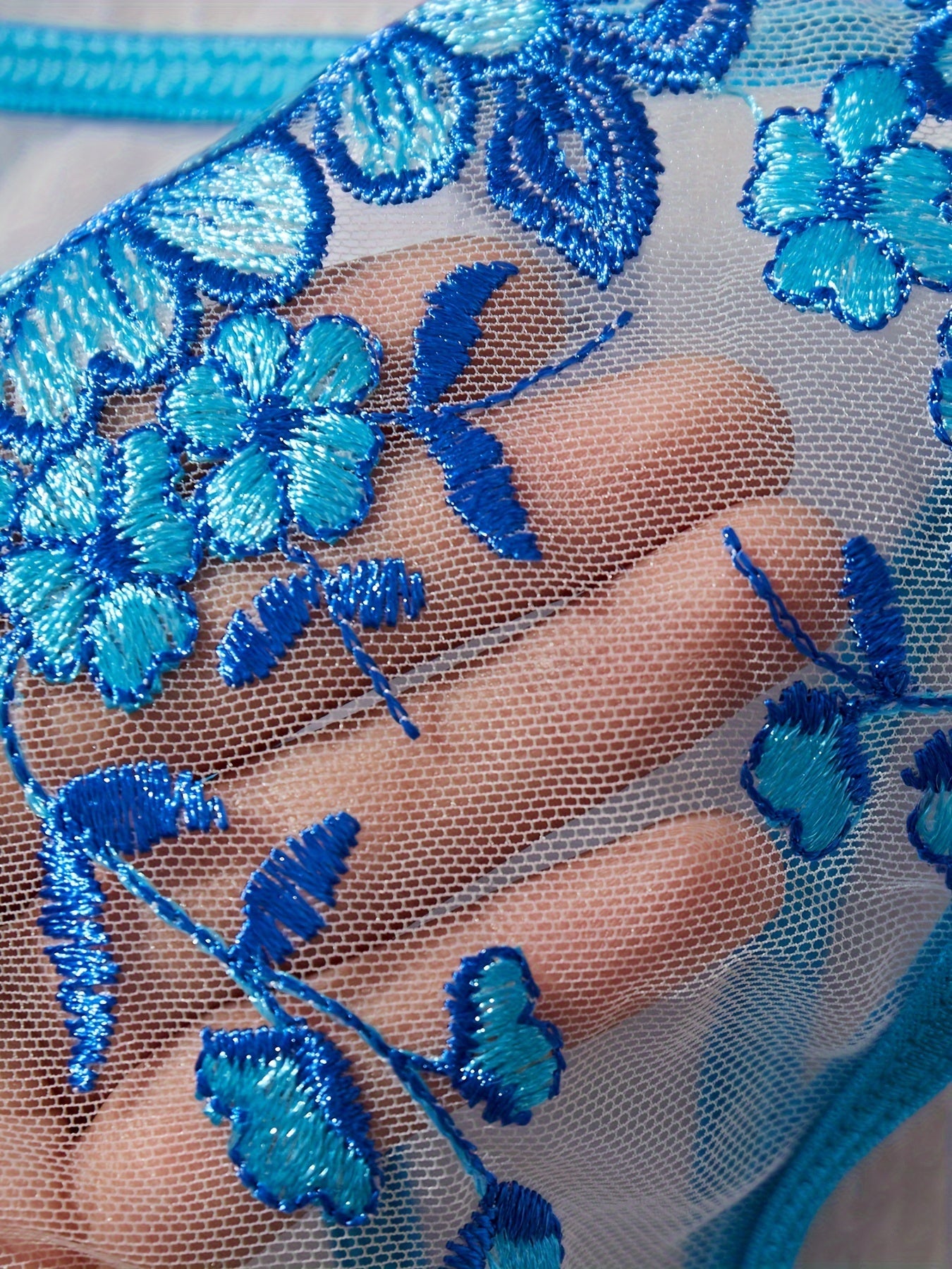 Women's Floral Pattern Lingerie Set with Bustier Top and Thong Panties