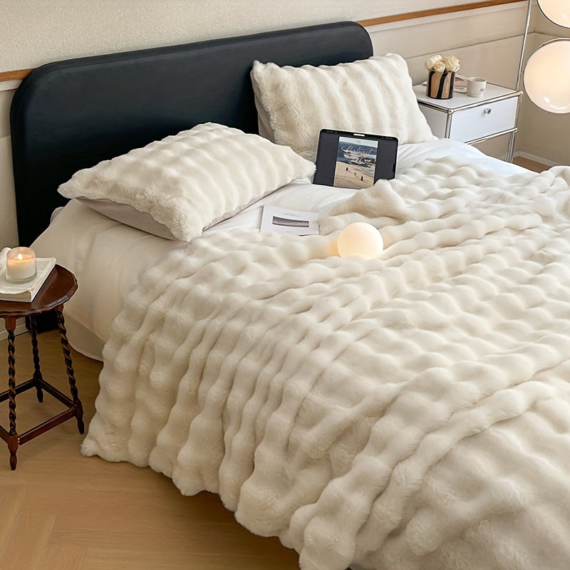 Faux Fur Throw Blanket Snowy White Soft and Comfortable for Home Decor